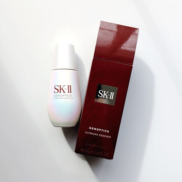 SK-II Genoptics Ultraura Essence Serum 1.6 oz (full size)